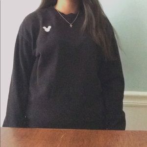 black cropped crew neck